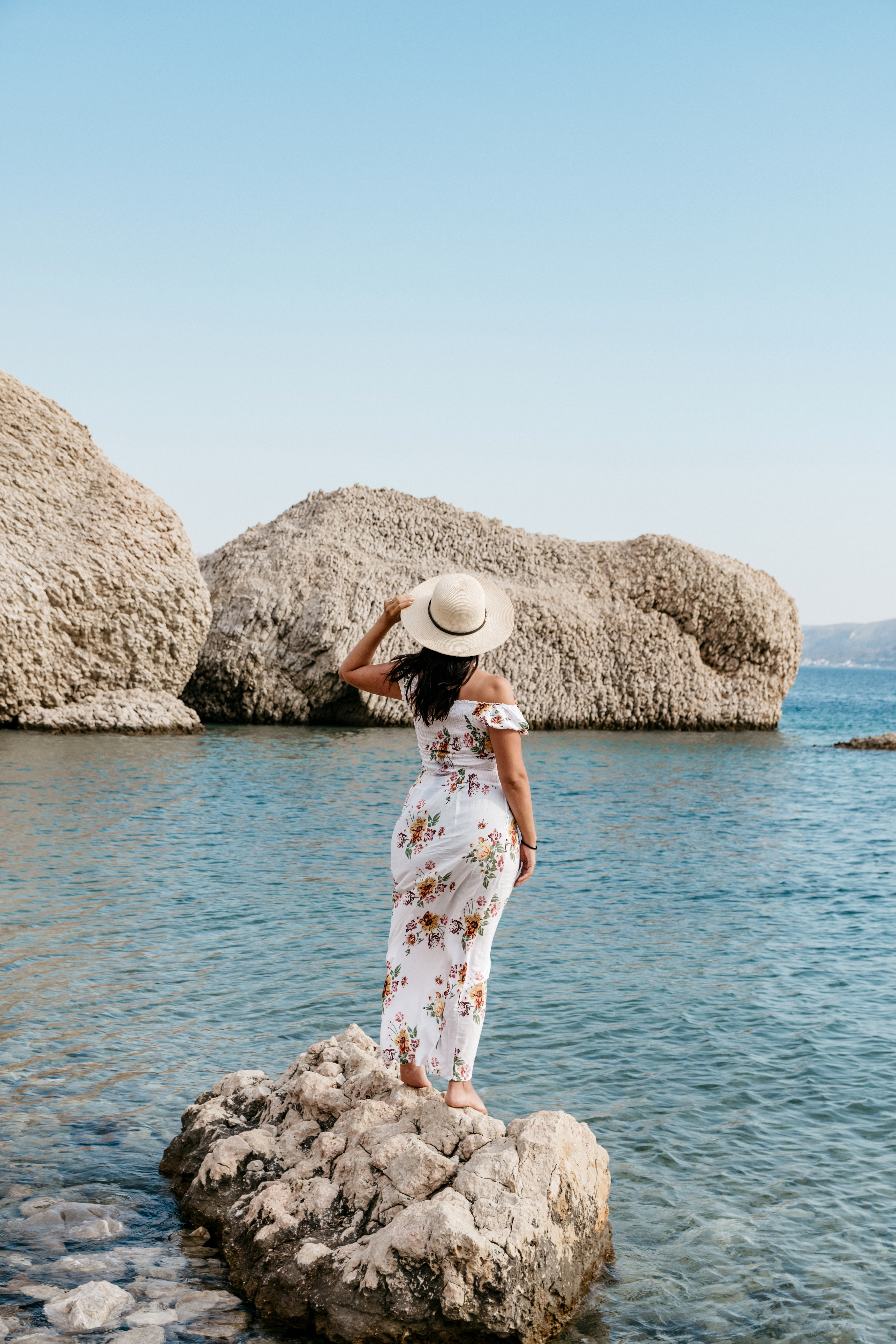 rear view image of woman in long summer dress stan 2025 02 09 21 02 16 utc